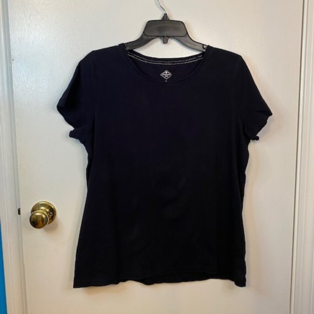 St. Johns Black short sleeve t-shirt